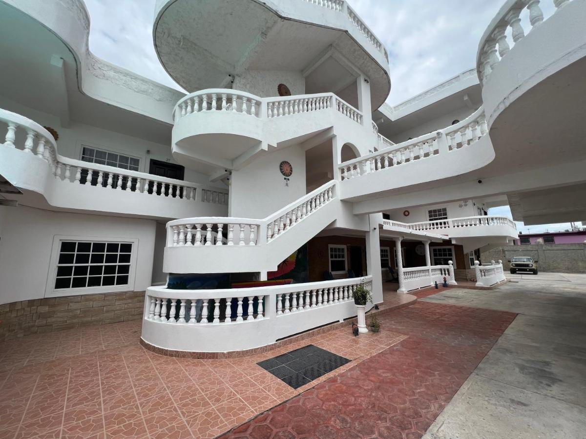 Las Palmas Hotel Корозал Екстериор снимка